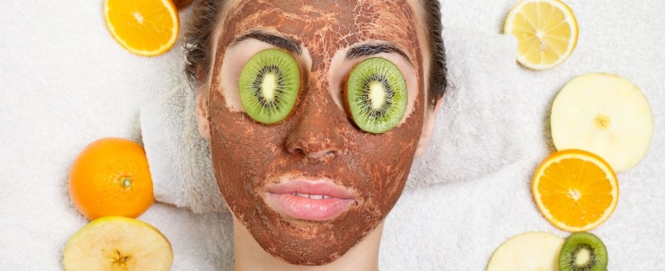 Why Do I Need to Go for Facial When I’ve a Good Skincare Regimen?